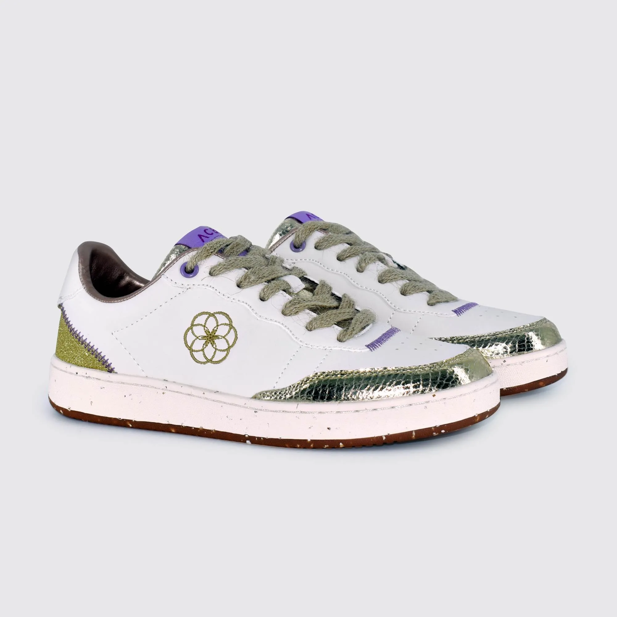 Evergreen Flower White Gold Purple