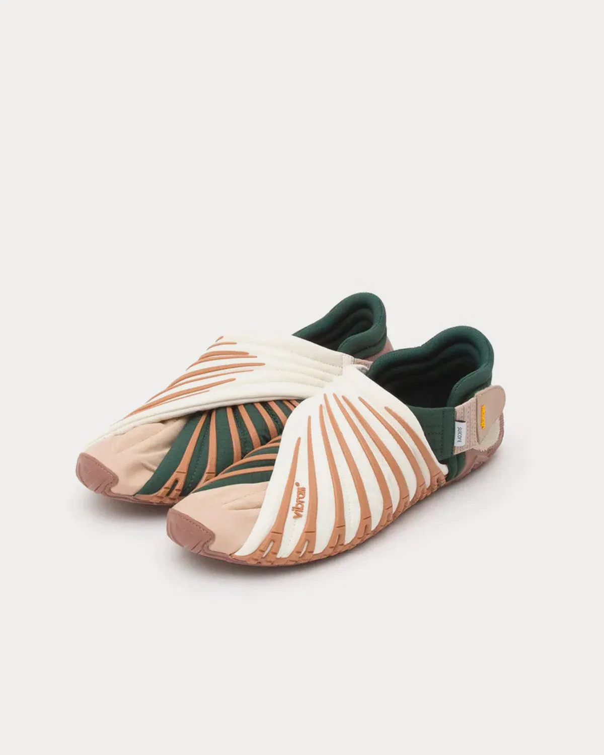 FUTON-LO Green / Beige Slip Ons
