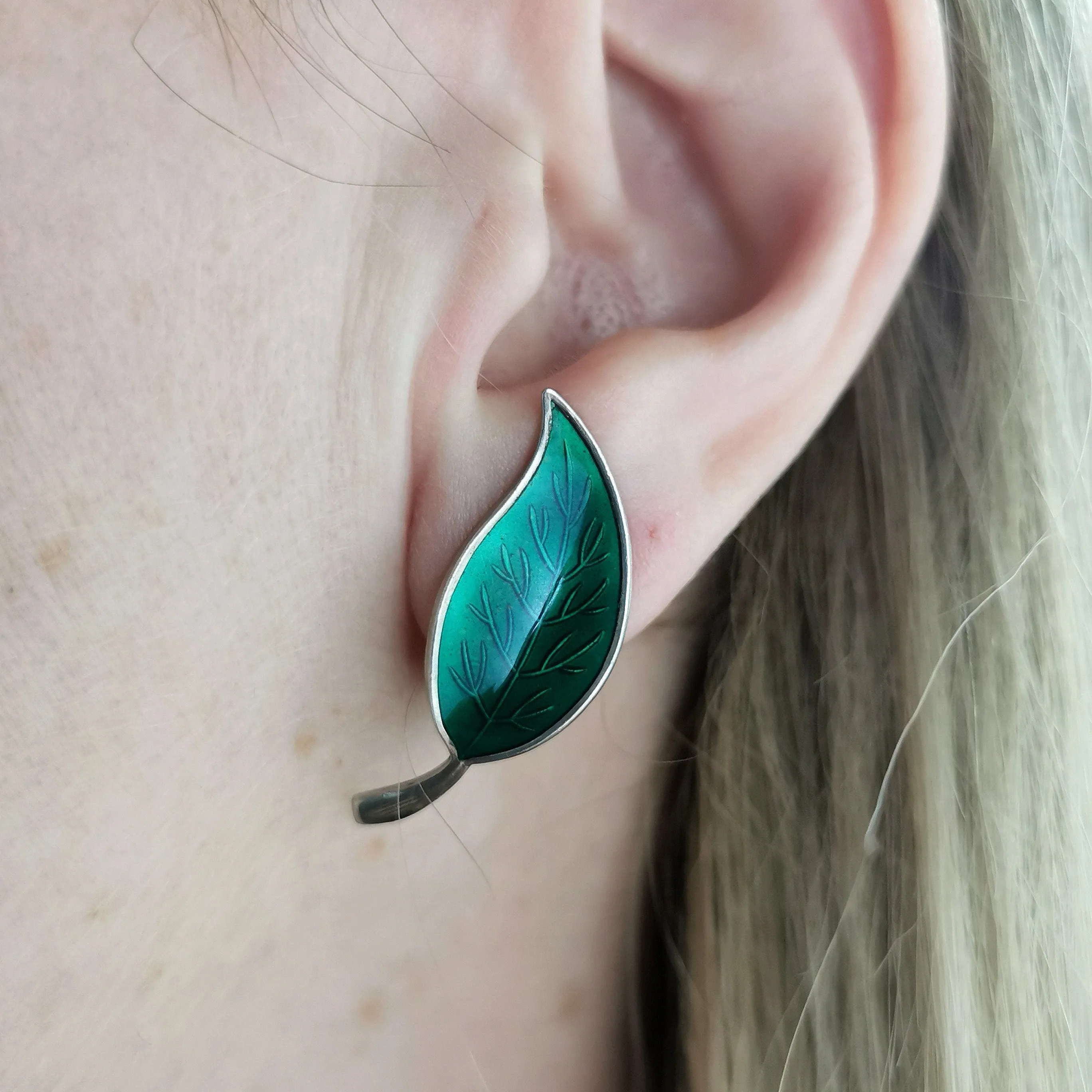 Vintage Meka Denmark Sterling Silver Green Enamel Leaf Ear Clips